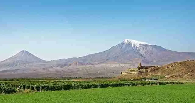 Armenia, tu viện Khor Virap, Ararat